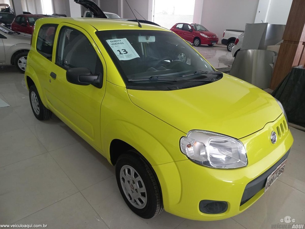 FIAT UNO VIVACE 1.0 2013