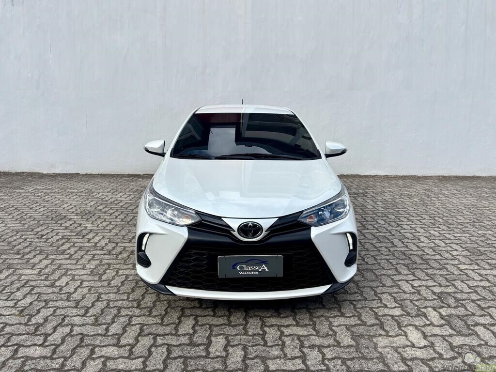 TOYOTA YARIS SEDAN | 1.5 SEDAN SX